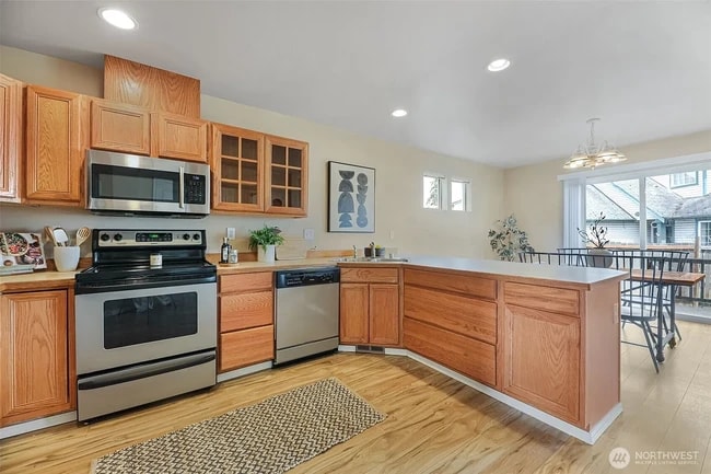 Photo - 9323 4th Ave W