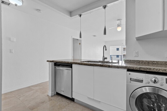 Photo - 677 NE 24th St Unit 504