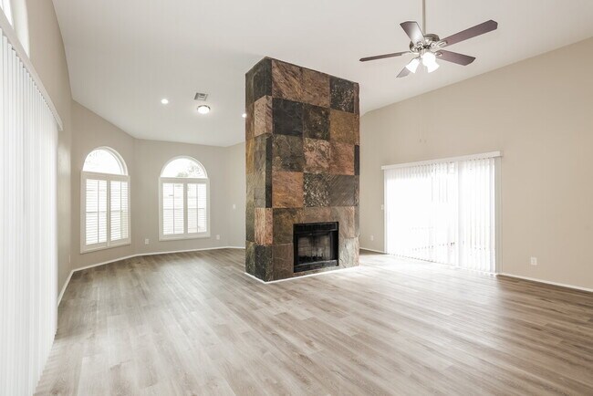 Photo - 11770 N 112th St