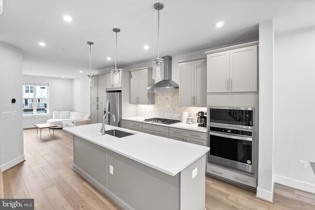 Photo - 468 Altezza Dr NE