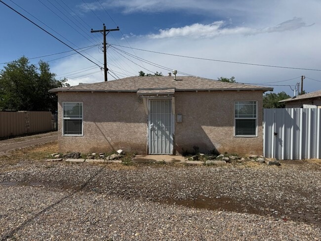 Remodeled property! - Remodeled property! House
