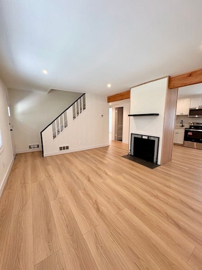 Photo - 6007 Crawford Dr