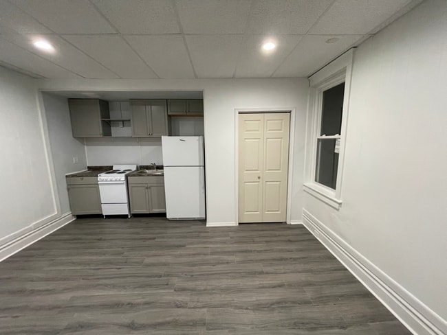 Photo - 239 S 17th St Unit #2