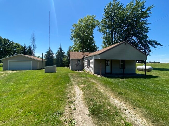 Building Photo - 19418 Newtown Rd