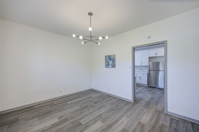 Photo - 7109 Kari Ln