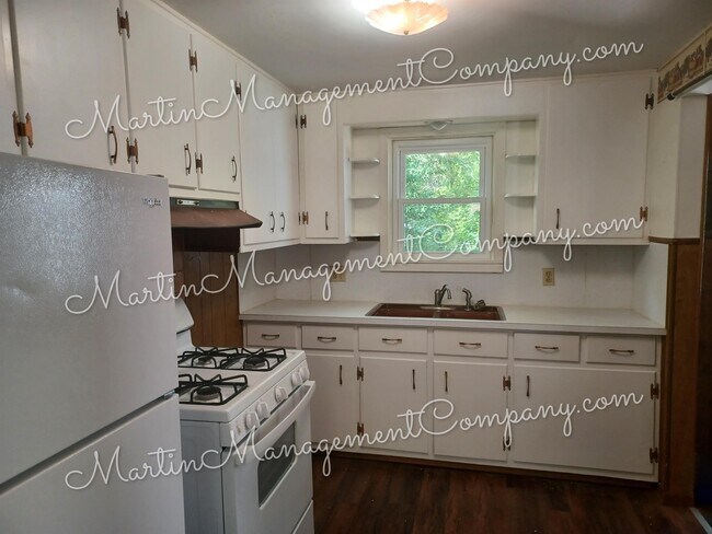 Photo - 1844 S Beacon Ave