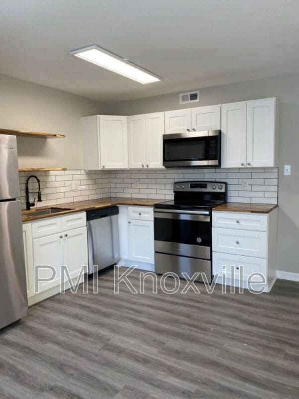 Photo - 123 Ingersoll Ave Unit Apt 9