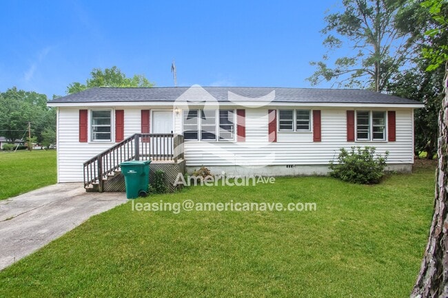 Building Photo - 2325 Boulevard Rd