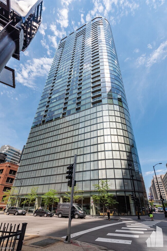 Photo - 1 br, 1 bath Condo - 600 N Fairbanks Ct