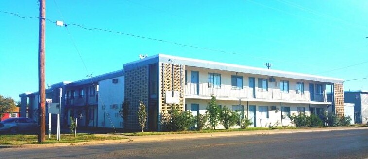 Photo - Rose Plaza Apartments