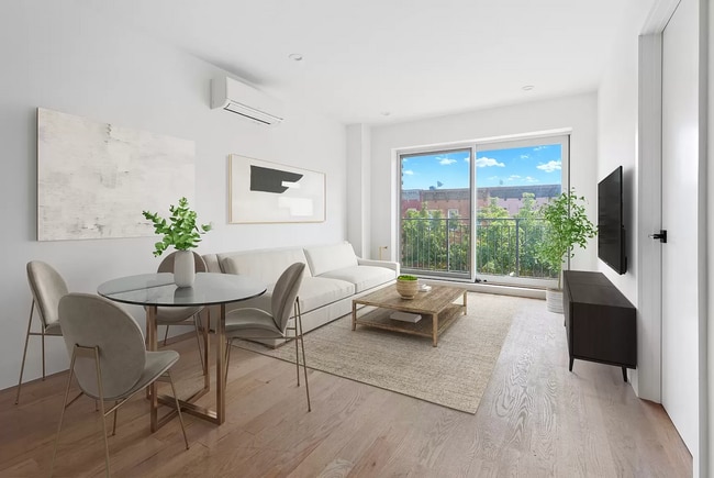 Building Photo - 479 Monroe St Unit 3F