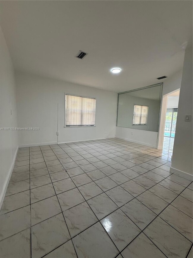 Photo - 1200 NE 128th St