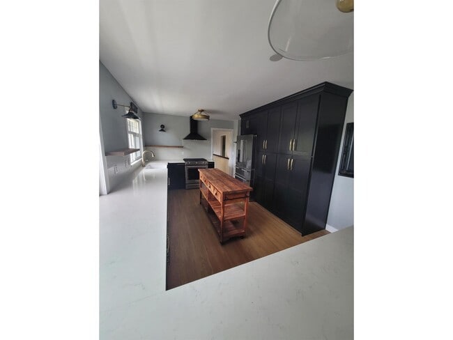 Photo - 20504-2095A 95a Ave