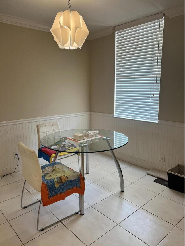 Photo - 777 S Federal Hwy Unidad 101 M