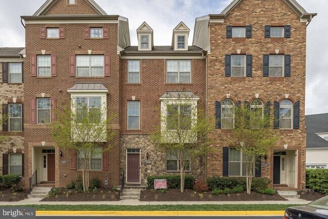 Building Photo - 22569 Norwalk Square Rental