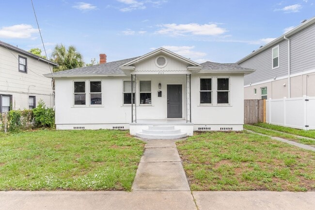 Quaint South Tampa 3-Bedroom Home with Bon... - Quaint South Tampa 3-Bedroom Home with Bon...