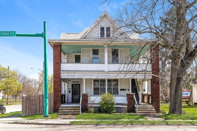 902-904 1/2 S Limestone St. - 902-904 1/2 S Limestone St.