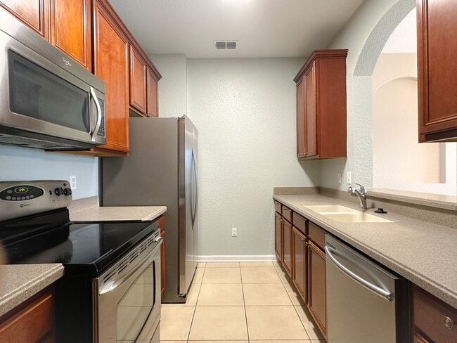 Building Photo - 3344 Robert Trent Jones Dr Unit 3344 RTJ 406