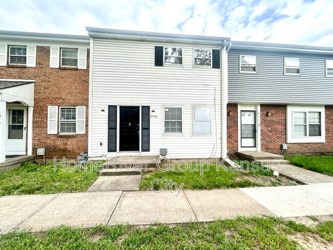 Photo - 6238 E 129 St House