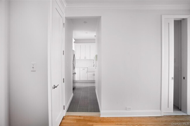 Photo - 34-40-40 79th St Unidad 5B