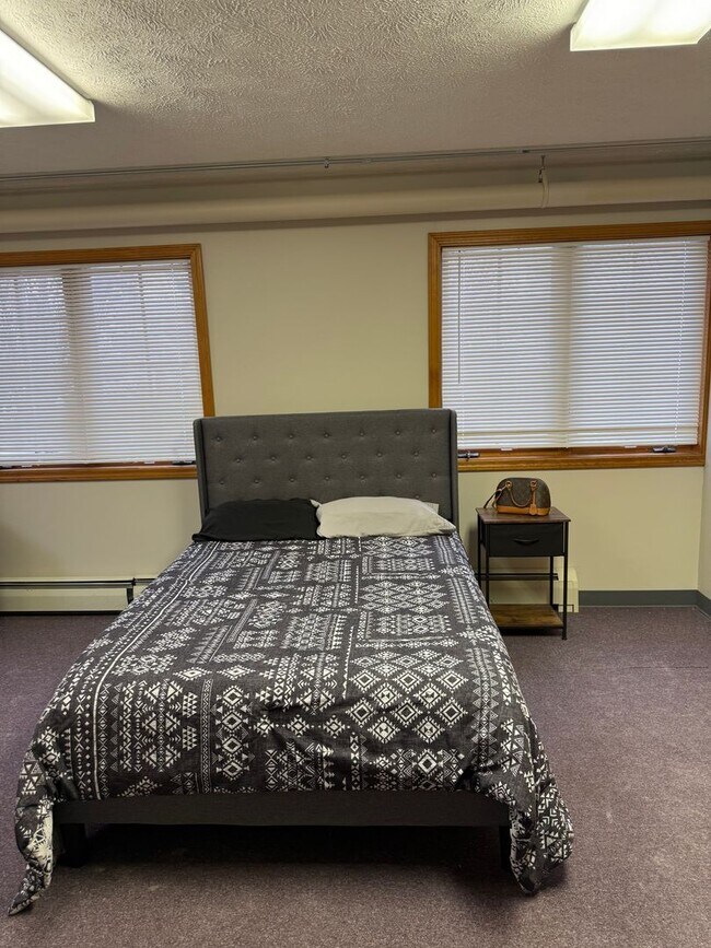 Photo - 104 State St Unit 3