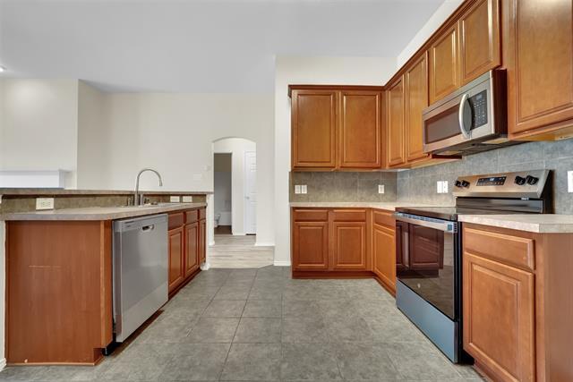 Photo - 305 Woodridge Dr