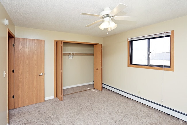 Bedroom - Taylor's Place Apartments