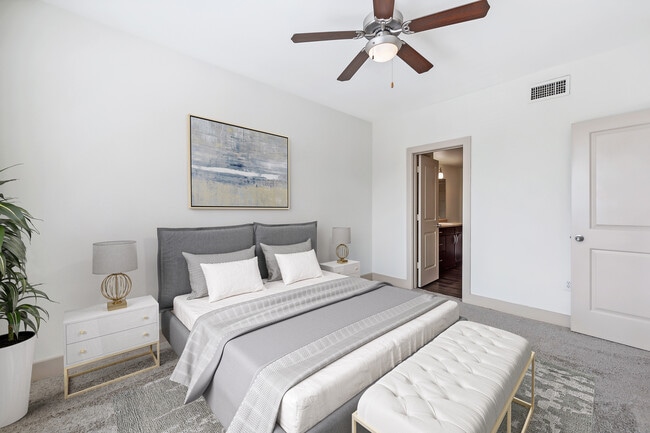 Photo - Villas at Grand Avenue Apartments