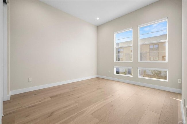 Photo - 1155 Poppy Ct