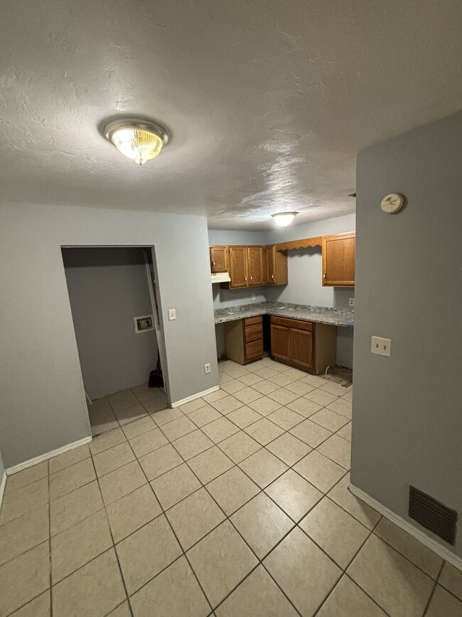Photo - 2321 SW 31st Pl