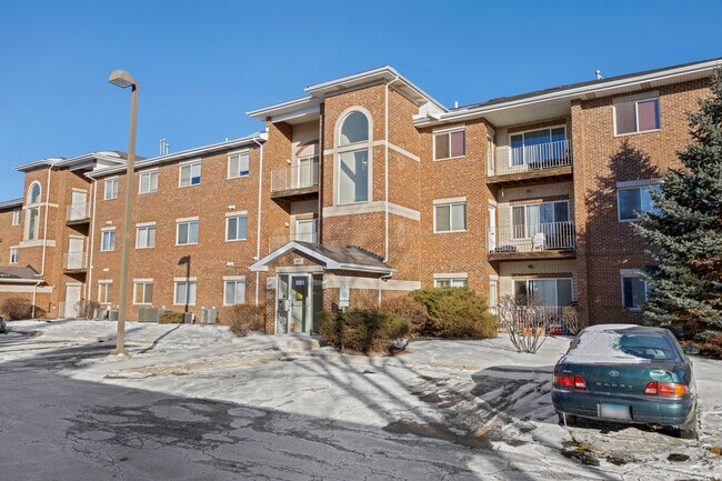 Photo - 881 N Swift Rd Unit 203