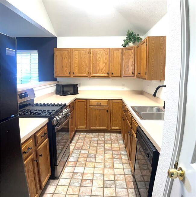 Photo - 1747 Windy Park Cir