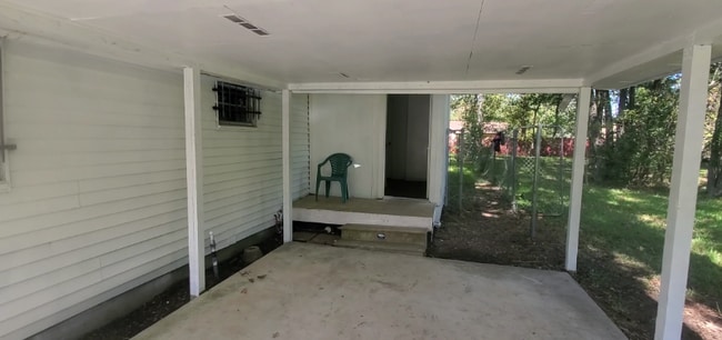 Photo - 2270 Johnson St Unit B