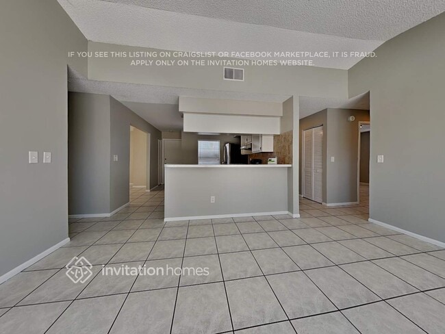 Photo - 1057 Bridlewood Way