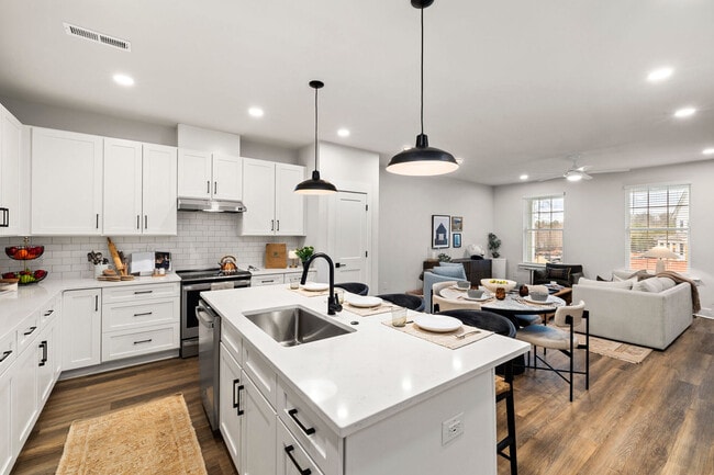 HARMON Jefferson Village by Crescent Communities