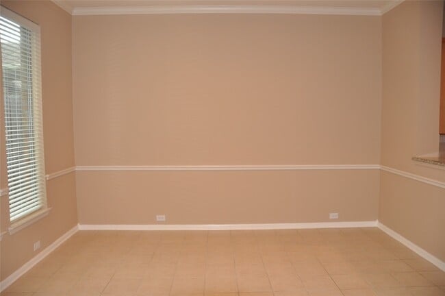 Photo - 3305 Knollcrest Ln