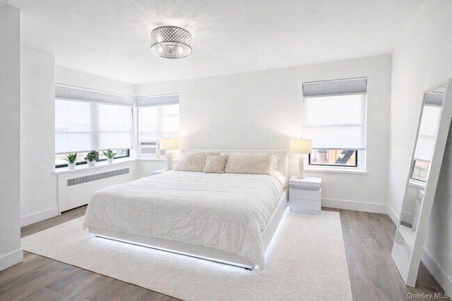 3000 Valentine Ave Unit 2E