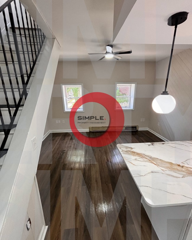 Photo - 167 W Windsor St Unit 911 Weiser Street