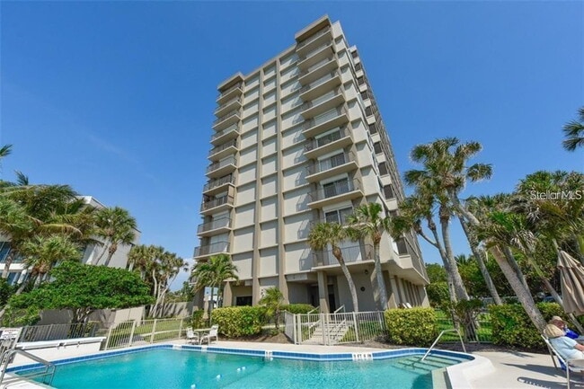 Photo - TURNKEY FURNISHED WATERFRONT RENTAL – Live... Unit 5E