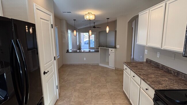 Photo - 21047 N Alma Dr