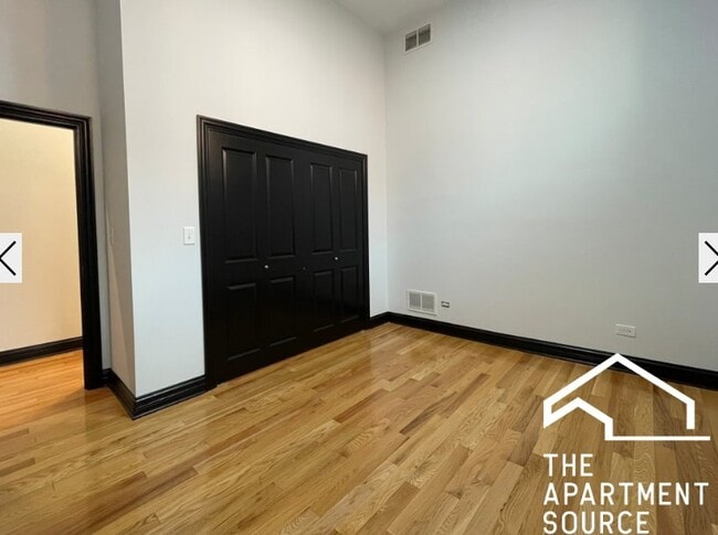 Photo - 2842 W Augusta Blvd Unit 2