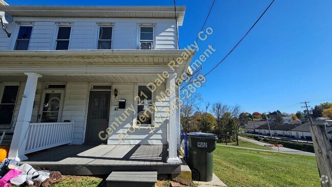 Building Photo - Beautiful 2 Semi Detached Home in Dallasto...