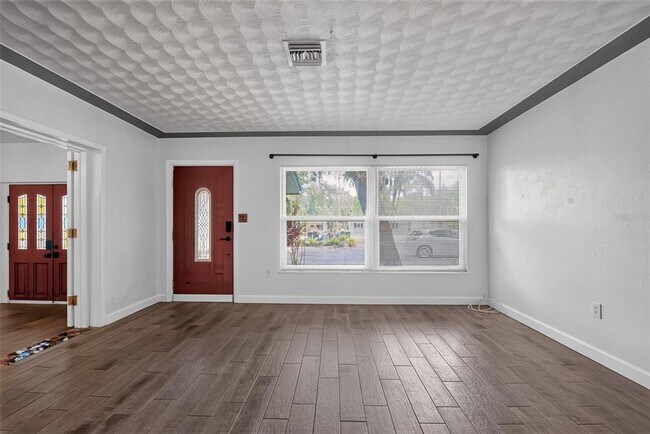 Photo - 6270 62nd Ave N