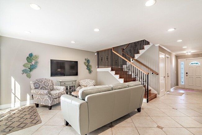 Photo - 220 Celestial Way