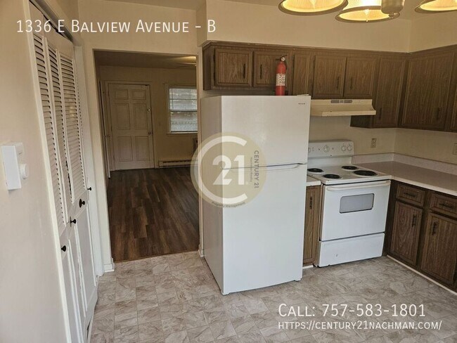 1336 E Balview Ave Unit B