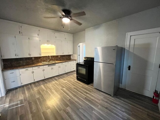 Building Photo - 3 Bed 1 Bath Single Family Home in Wausau