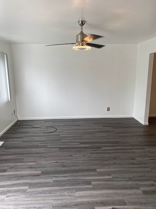 Photo - 3006 Benchwood Rd