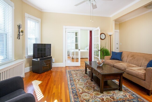 Photo - 18 Hunt St Unit 1