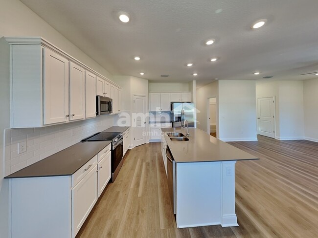 Photo - 1028 Grafton Ridge Dr