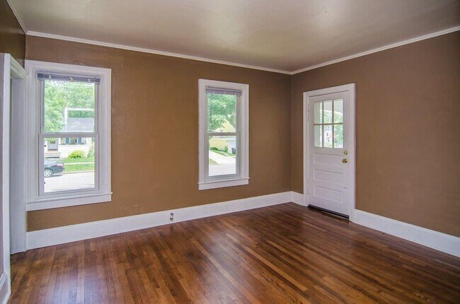 Photo - 515 N. State St